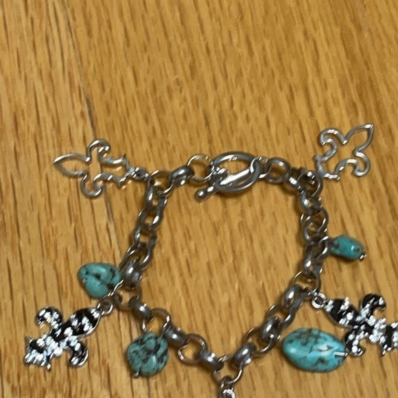 Fleur de Lis Sparkly Zebra Charm Bracelet - Picture 4 of 4